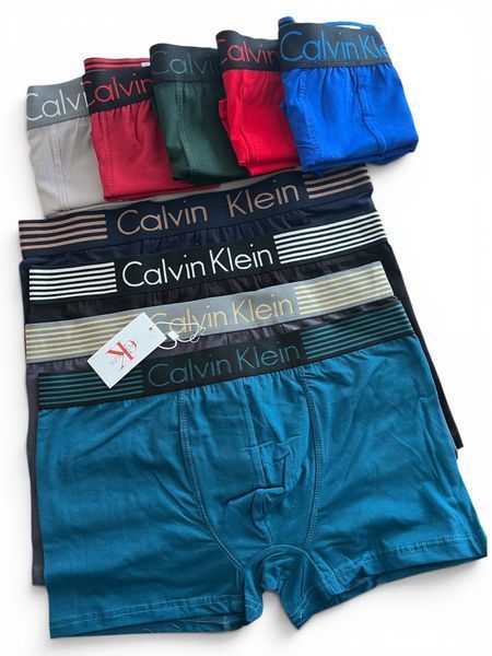 Calvin Klein фото